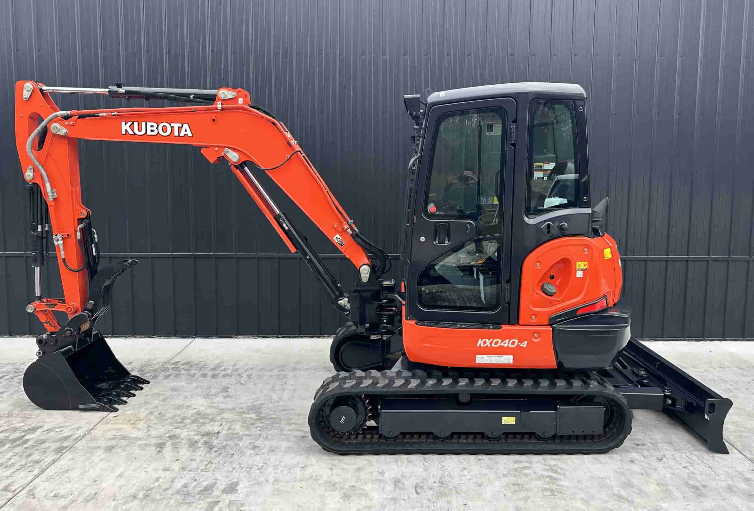 2019 KUBOTA KX040-4
